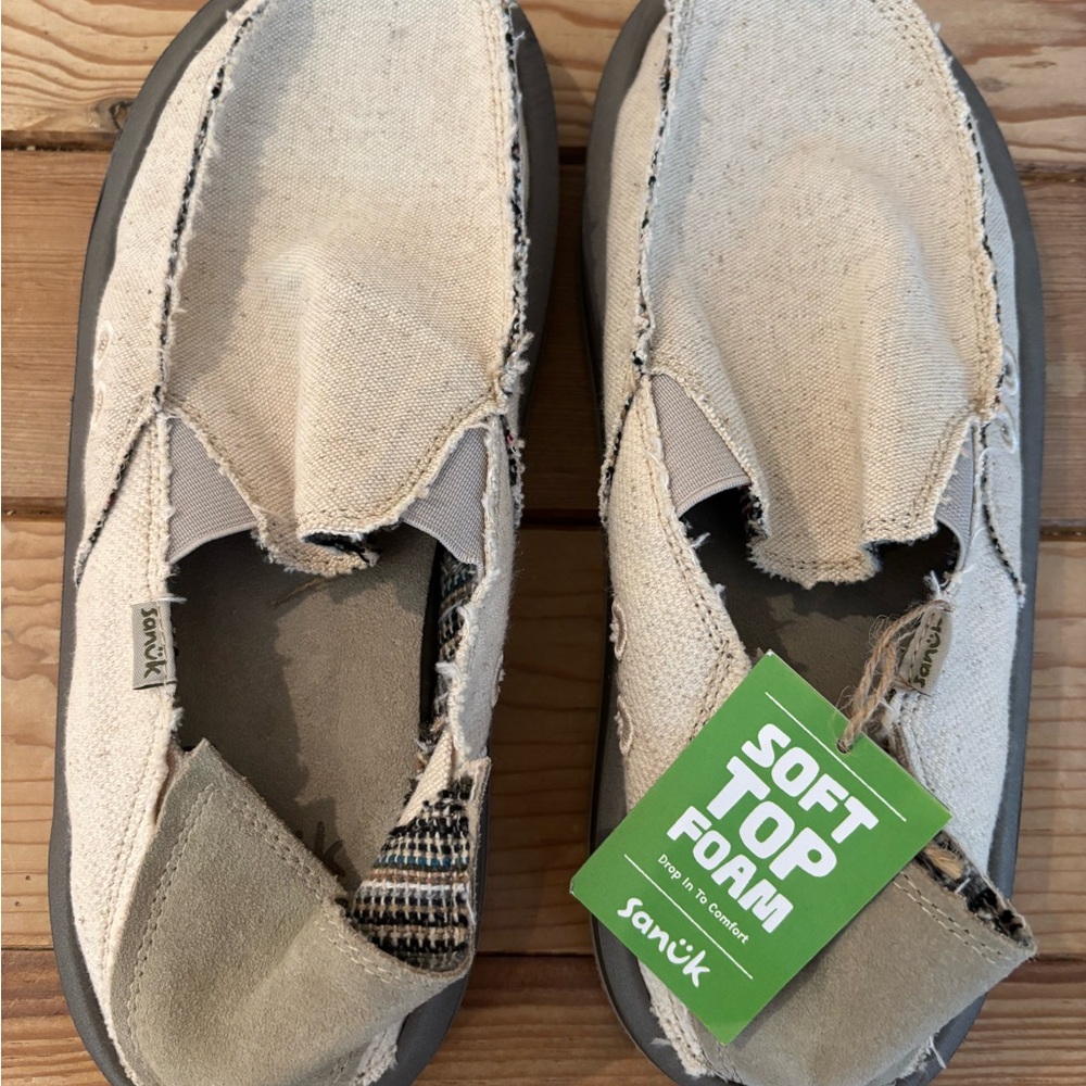 Sanuk Beige and Gray Canvas Slip-Ons